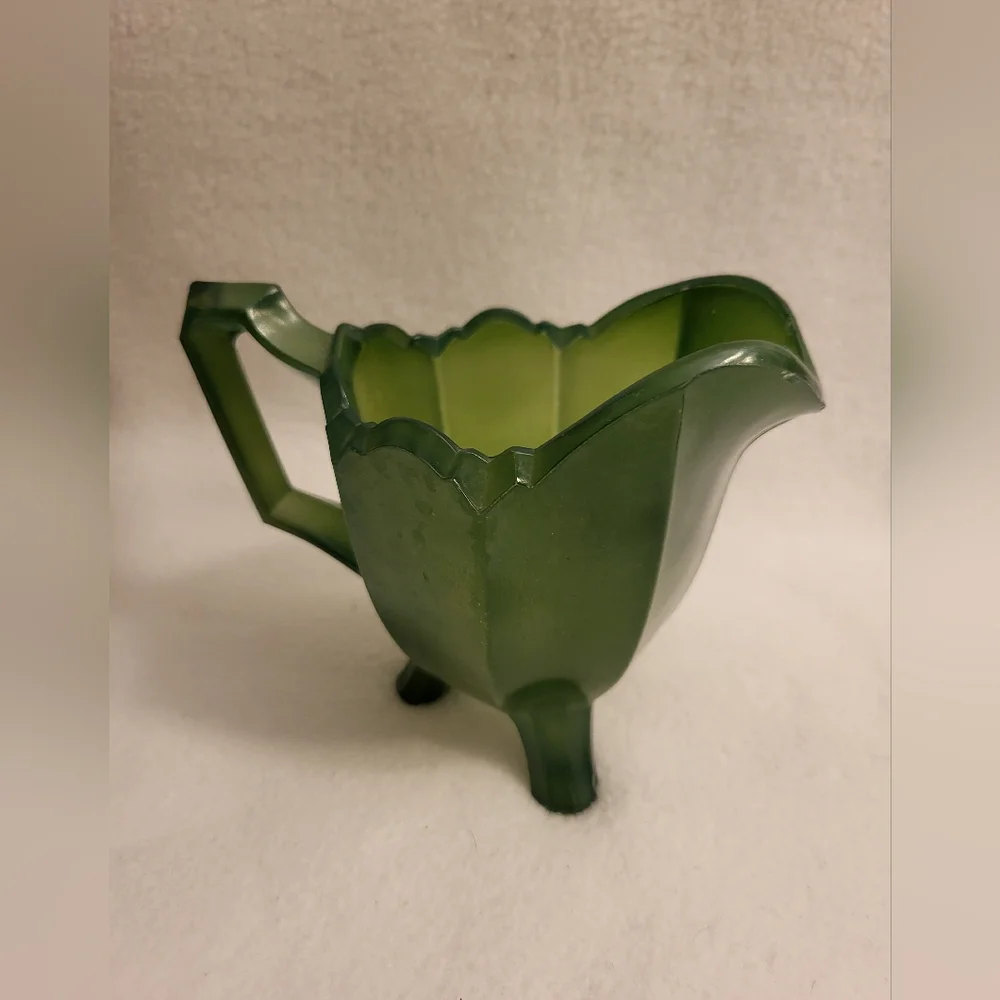unbranded vintage green